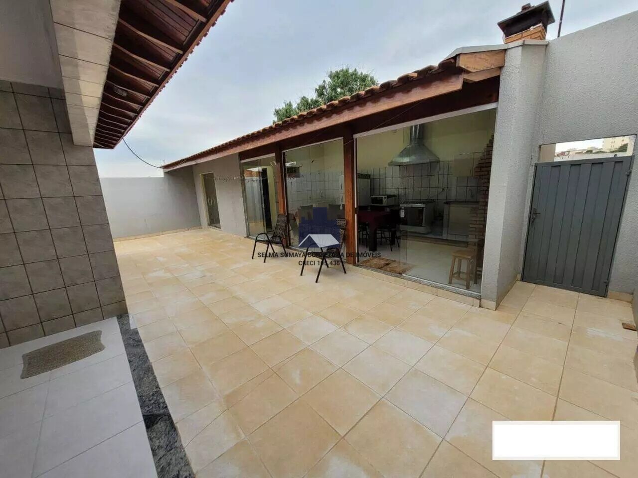 Casa com 3 quartos à venda, 208m² — foto 12 de 19