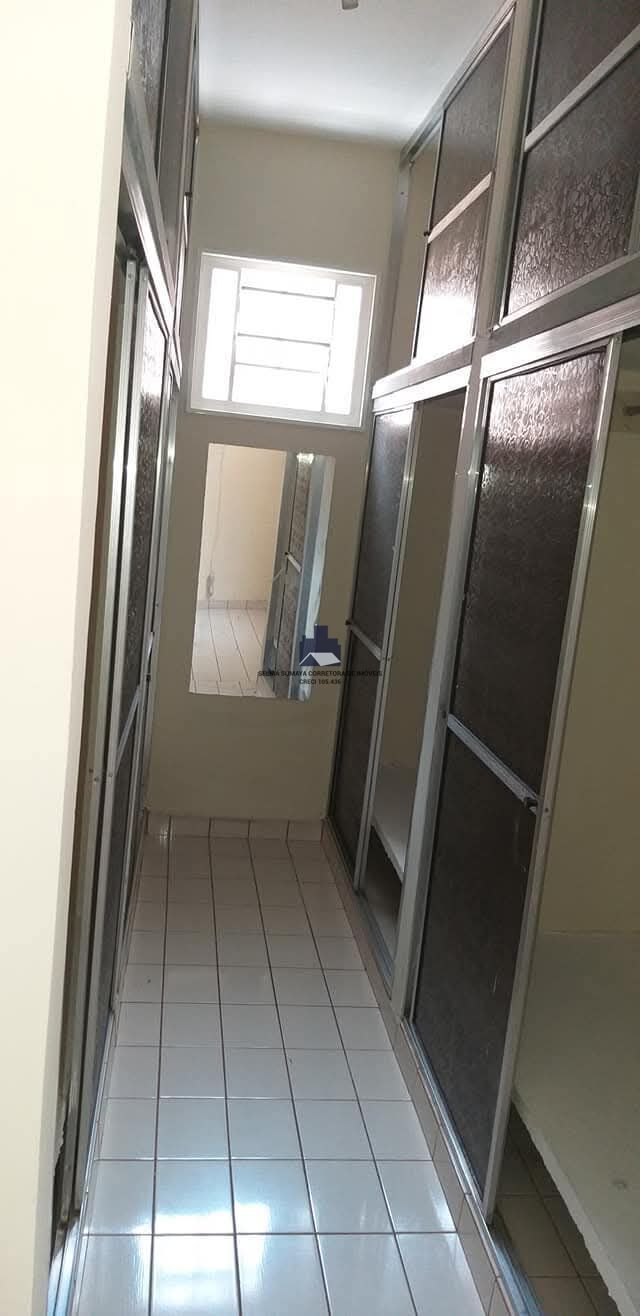 Casa com 3 quartos à venda, 220m² — foto 23 de 28