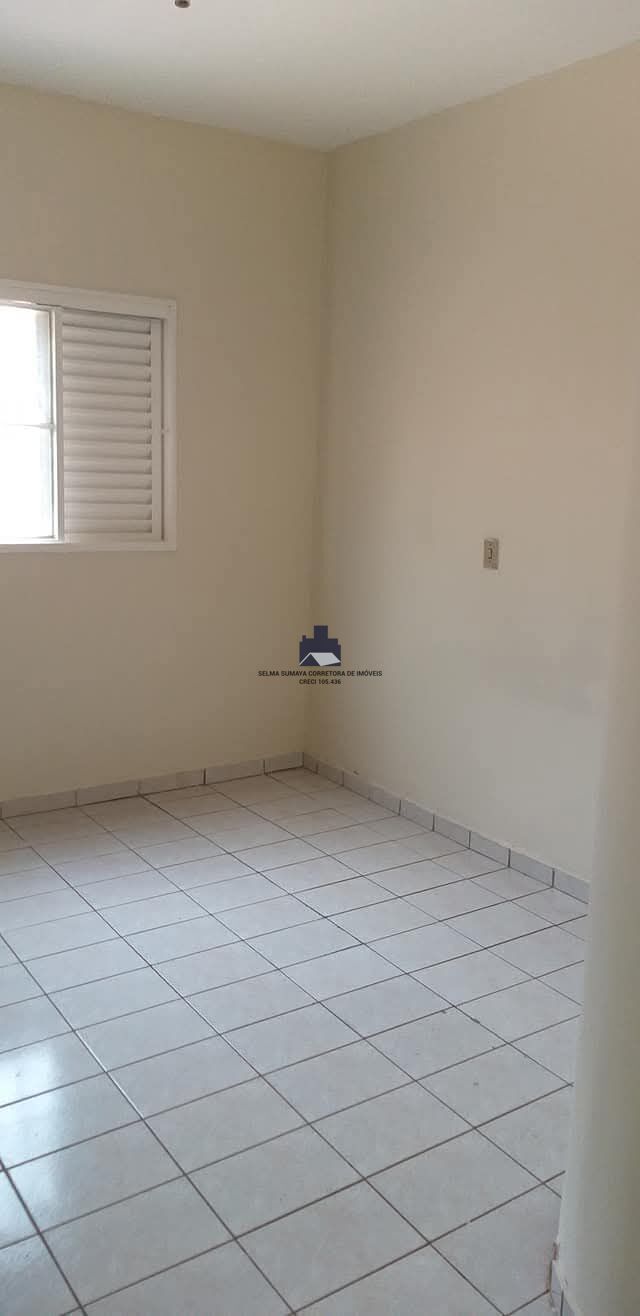 Casa com 3 quartos à venda, 220m² — foto 18 de 28