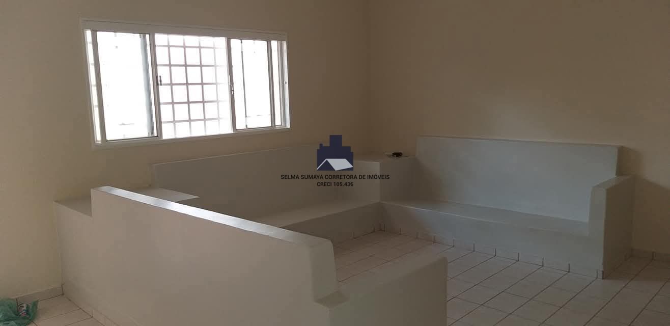 Casa com 3 quartos à venda, 220m² — foto 15 de 28