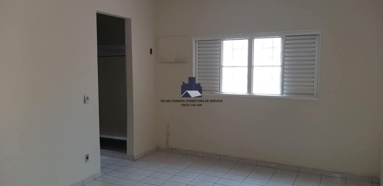 Casa com 3 quartos à venda, 220m² — foto 17 de 28