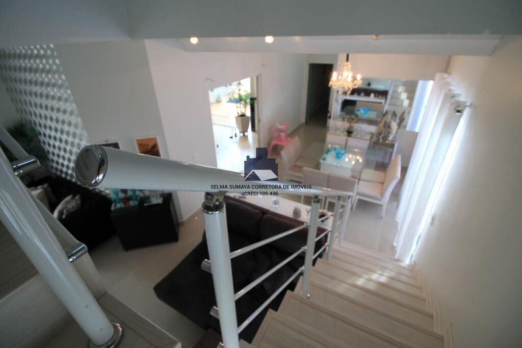 Casa de Condomínio com 4 quartos à venda, 257m² — foto 16 de 26