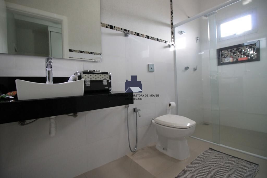 Casa de Condomínio com 4 quartos à venda, 257m² — foto 19 de 26