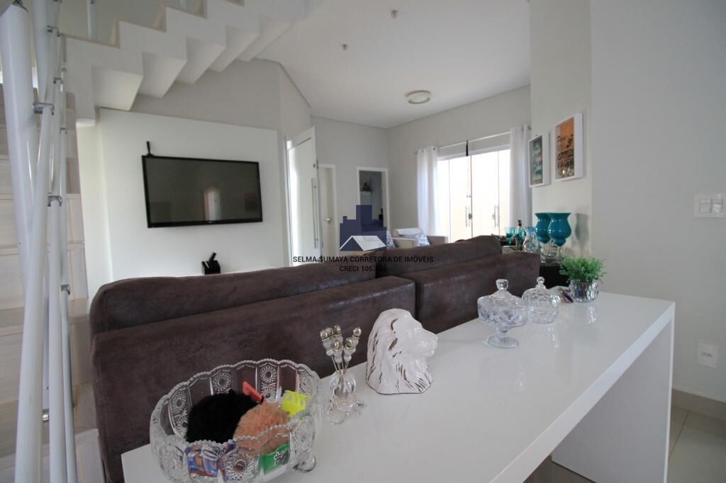 Casa de Condomínio com 4 quartos à venda, 257m² — foto 14 de 26