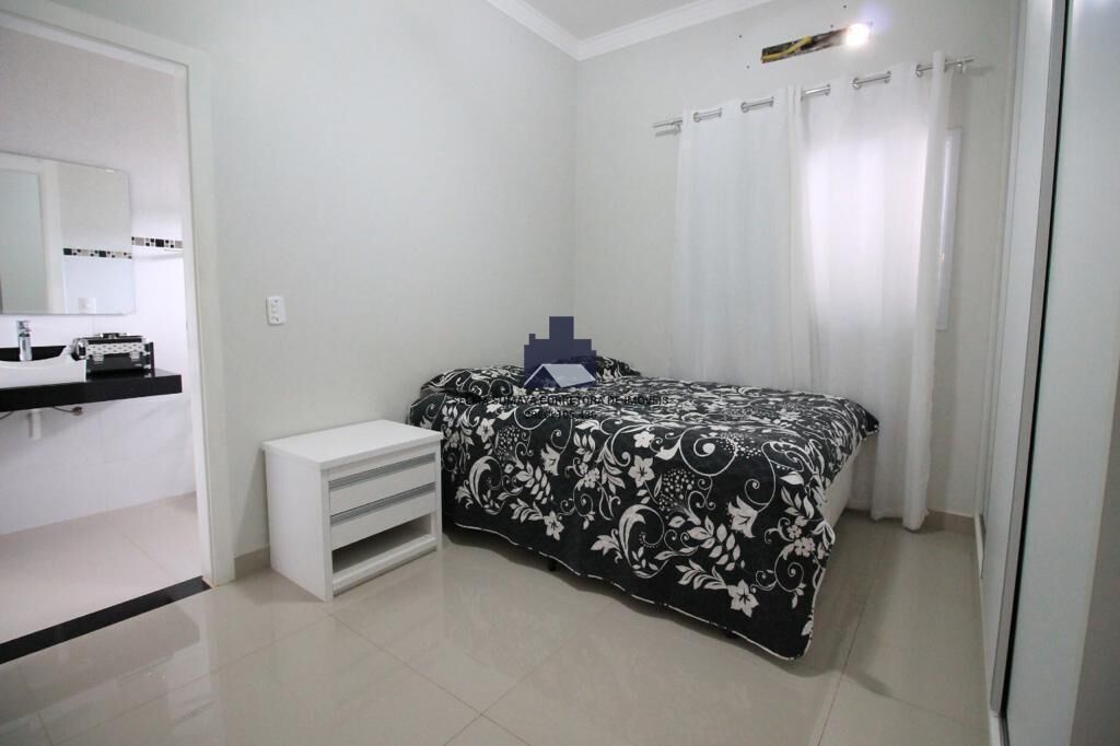 Casa de Condomínio com 4 quartos à venda, 257m² — foto 15 de 26