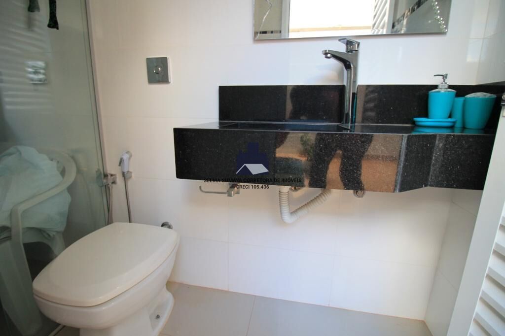 Casa de Condomínio com 4 quartos à venda, 257m² — foto 13 de 26