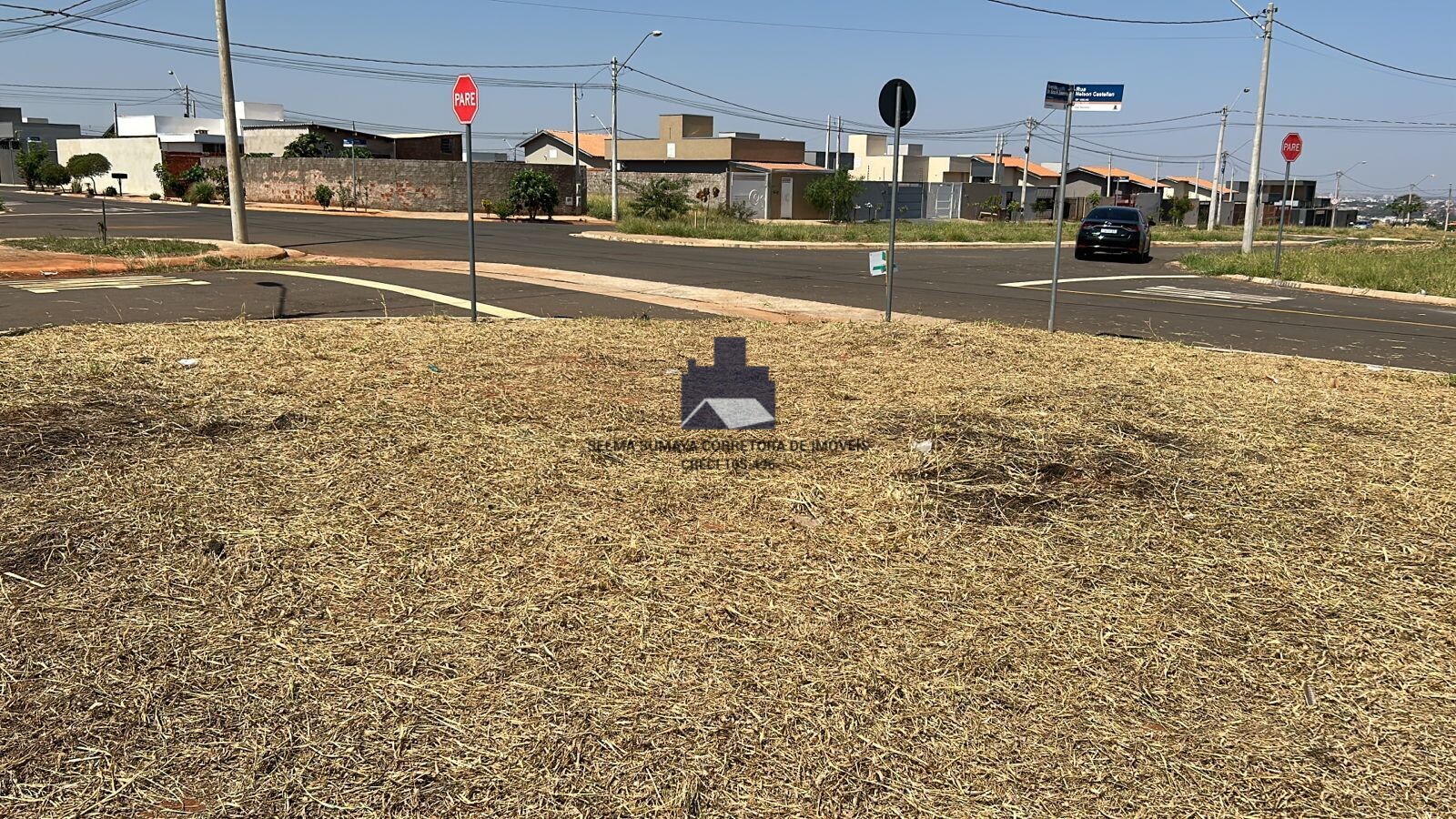 Terreno / Lote / Condomínio à venda, 242m² — foto 4 de 6
