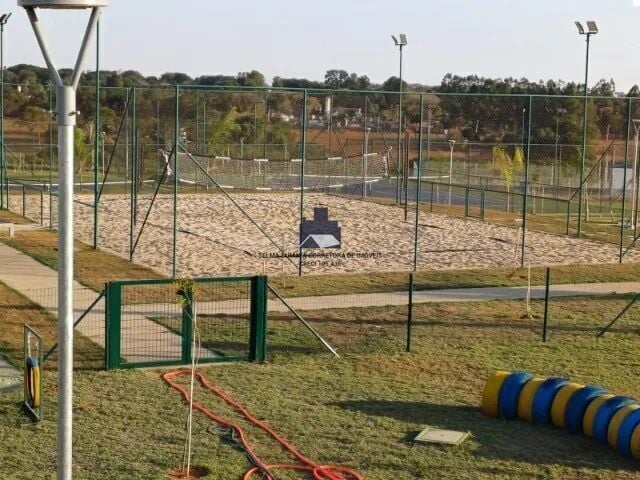 Terreno / Lote / Condomínio à venda, 308m² — foto 9 de 11