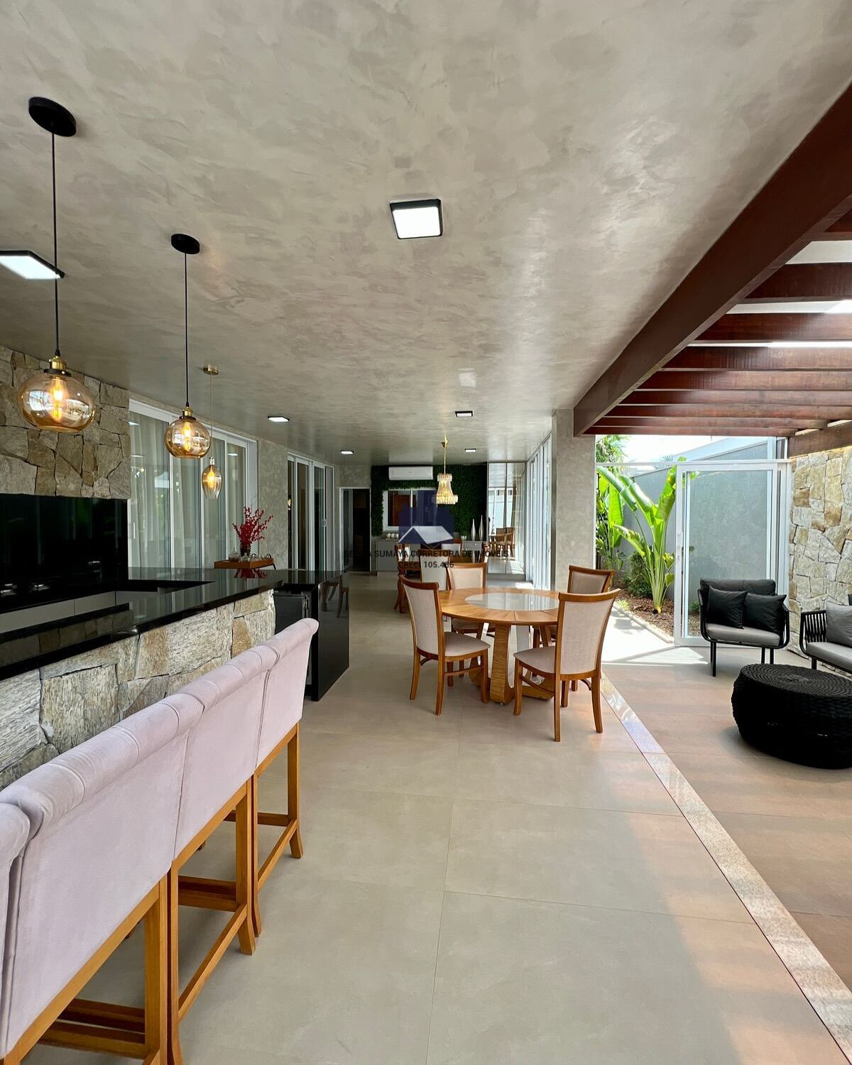 Casa de Condomínio com 3 quartos à venda, 374m² — foto 13 de 19