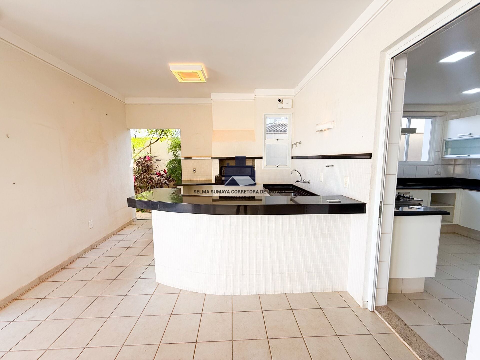 Casa de Condomínio com 4 quartos à venda, 417m² — foto 4 de 20