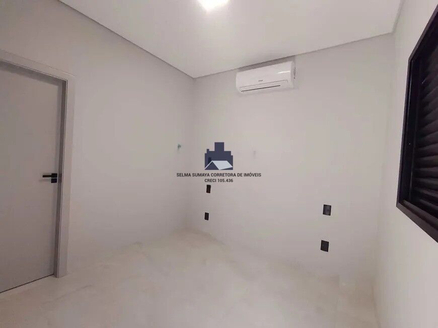Casa de Condomínio com 3 quartos à venda, 200m² — foto 13 de 23
