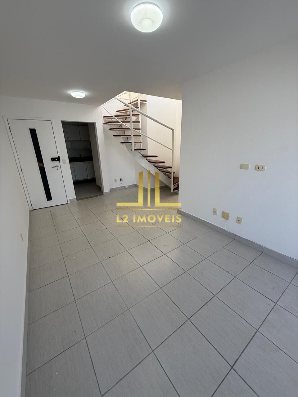 Cobertura, 3 quartos, 157 m² - Foto 2