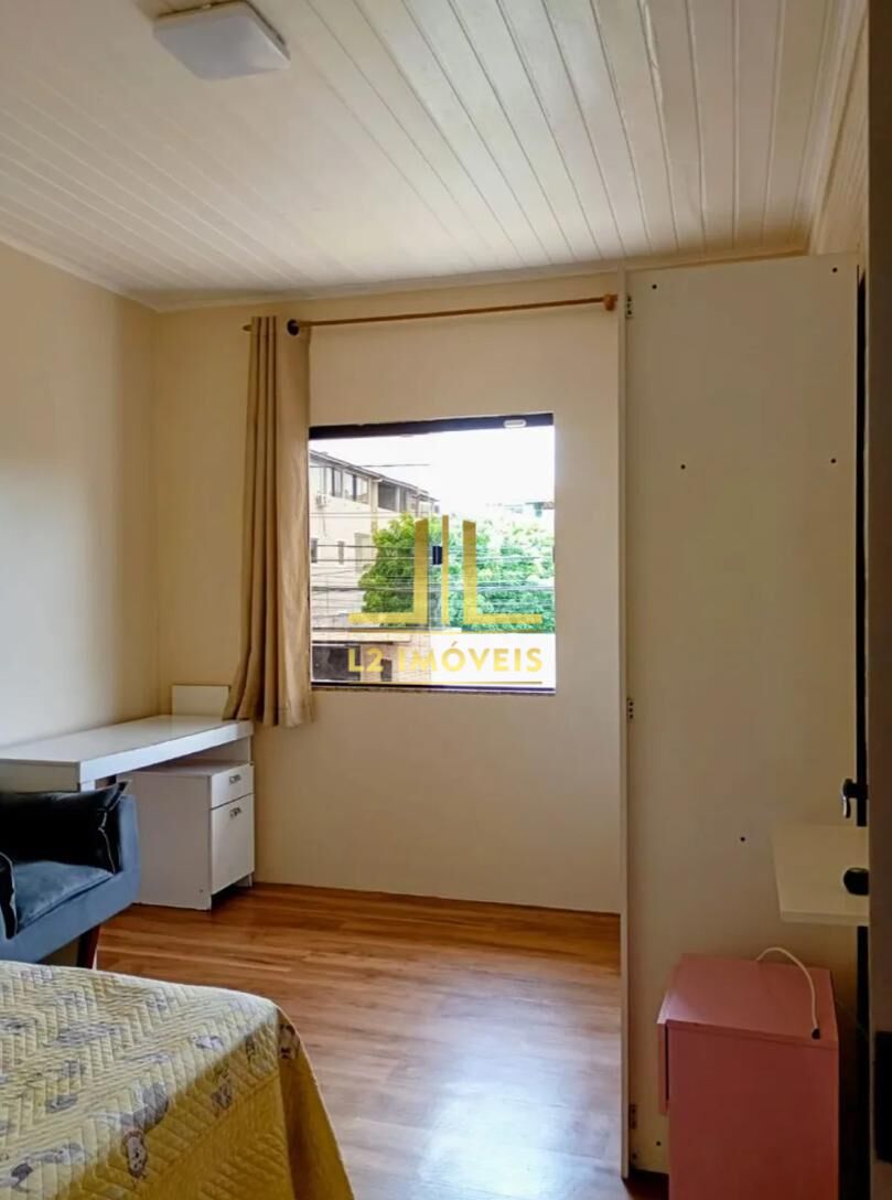 Casa, 4 quartos, 250 m² - Foto 14