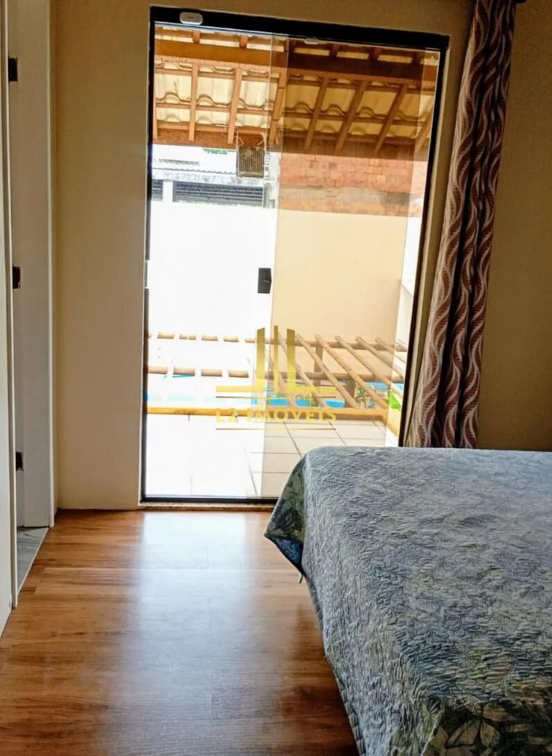 Casa, 4 quartos, 250 m² - Foto 13
