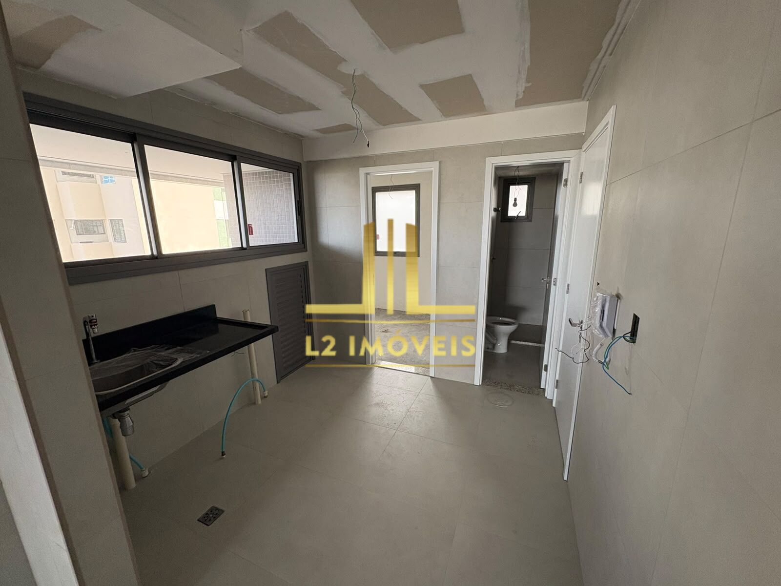 Apartamento, 4 quartos, 253 m² - Foto 11
