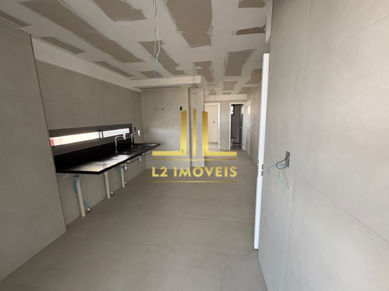 Apartamento, 4 quartos, 253 m² - Foto 10