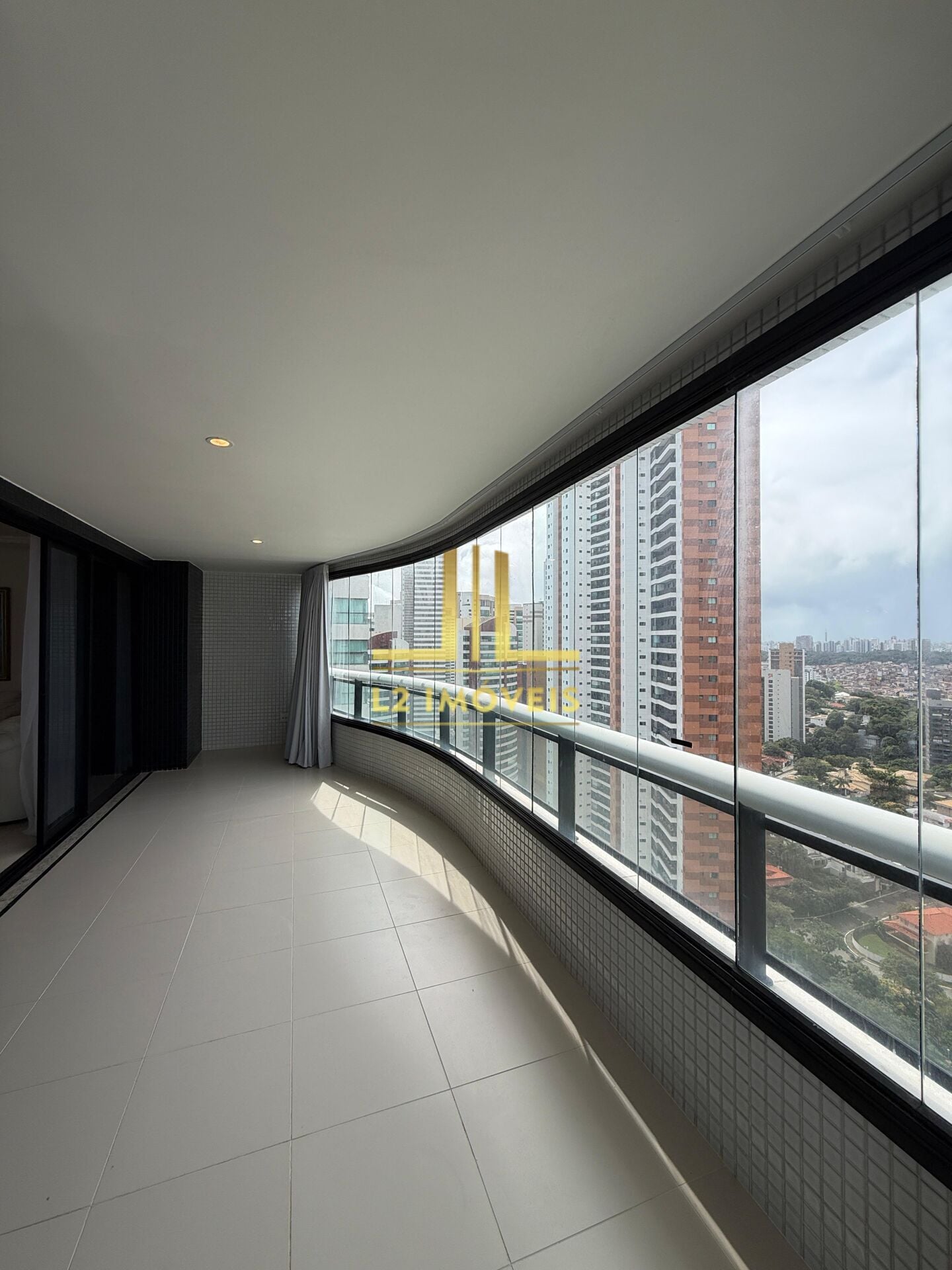 Apartamento, 3 quartos, 236 m² - Foto 4
