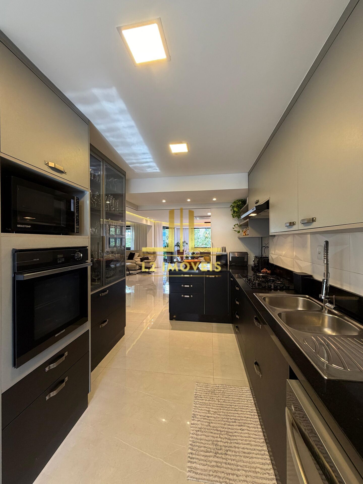 Apartamento, 3 quartos, 244 m² - Foto 11