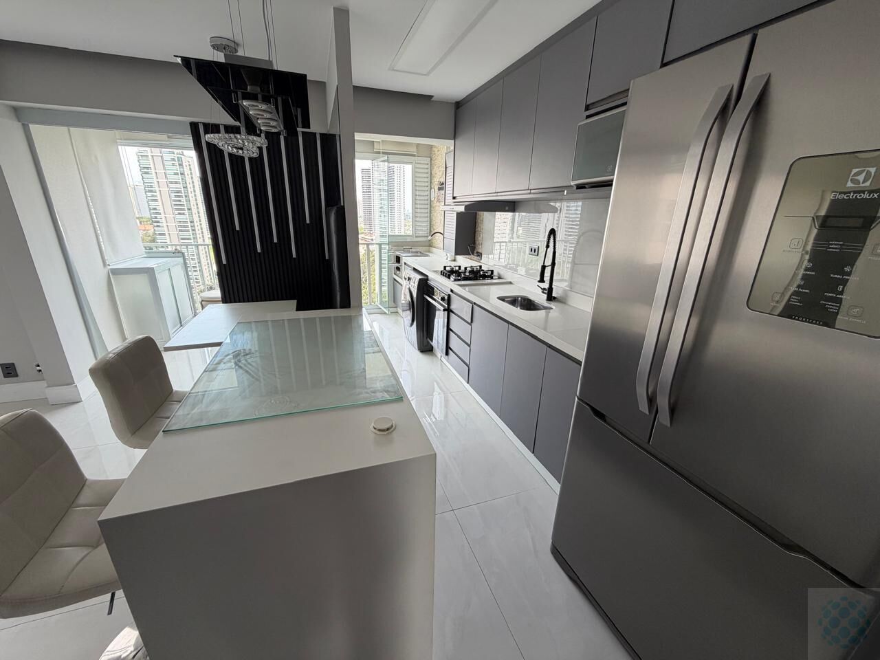 Apartamento, 1 quarto, 59 m² - Foto 2