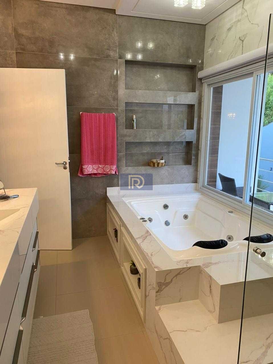 Casa, 3 quartos, 420 m² - Foto 32