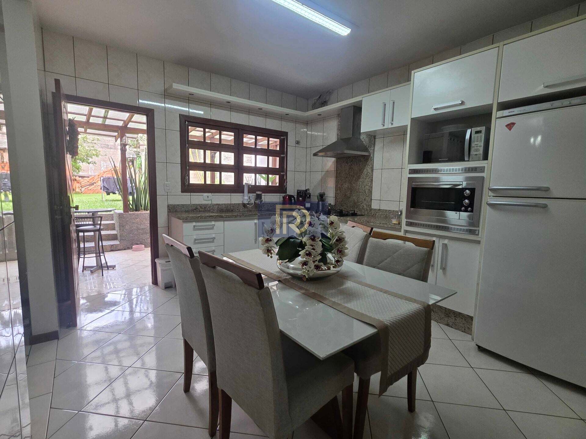 Casa, 3 quartos, 160 m² - Foto 10
