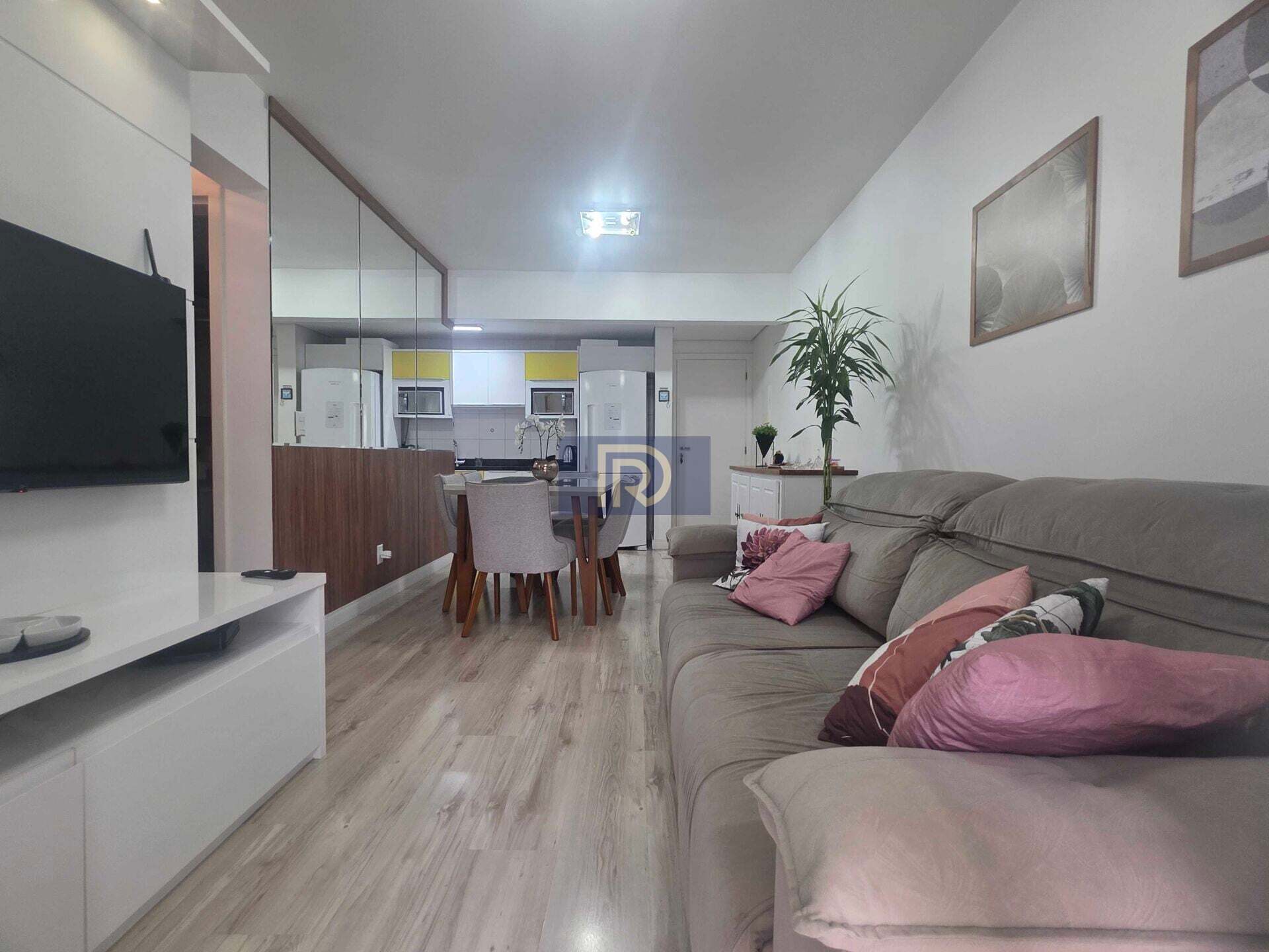 Apartamento, 2 quartos, 67 m² - Foto 1