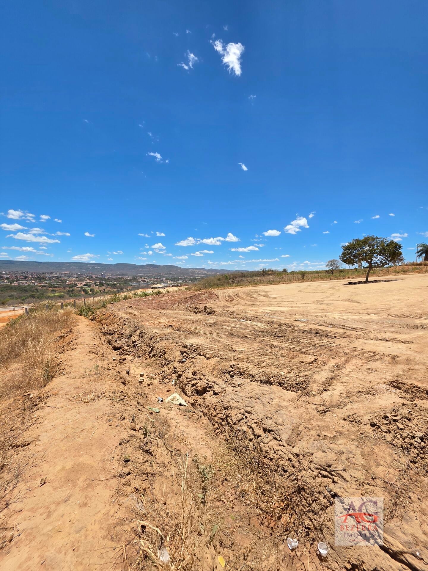 Terreno, 1 hectares - Foto 1