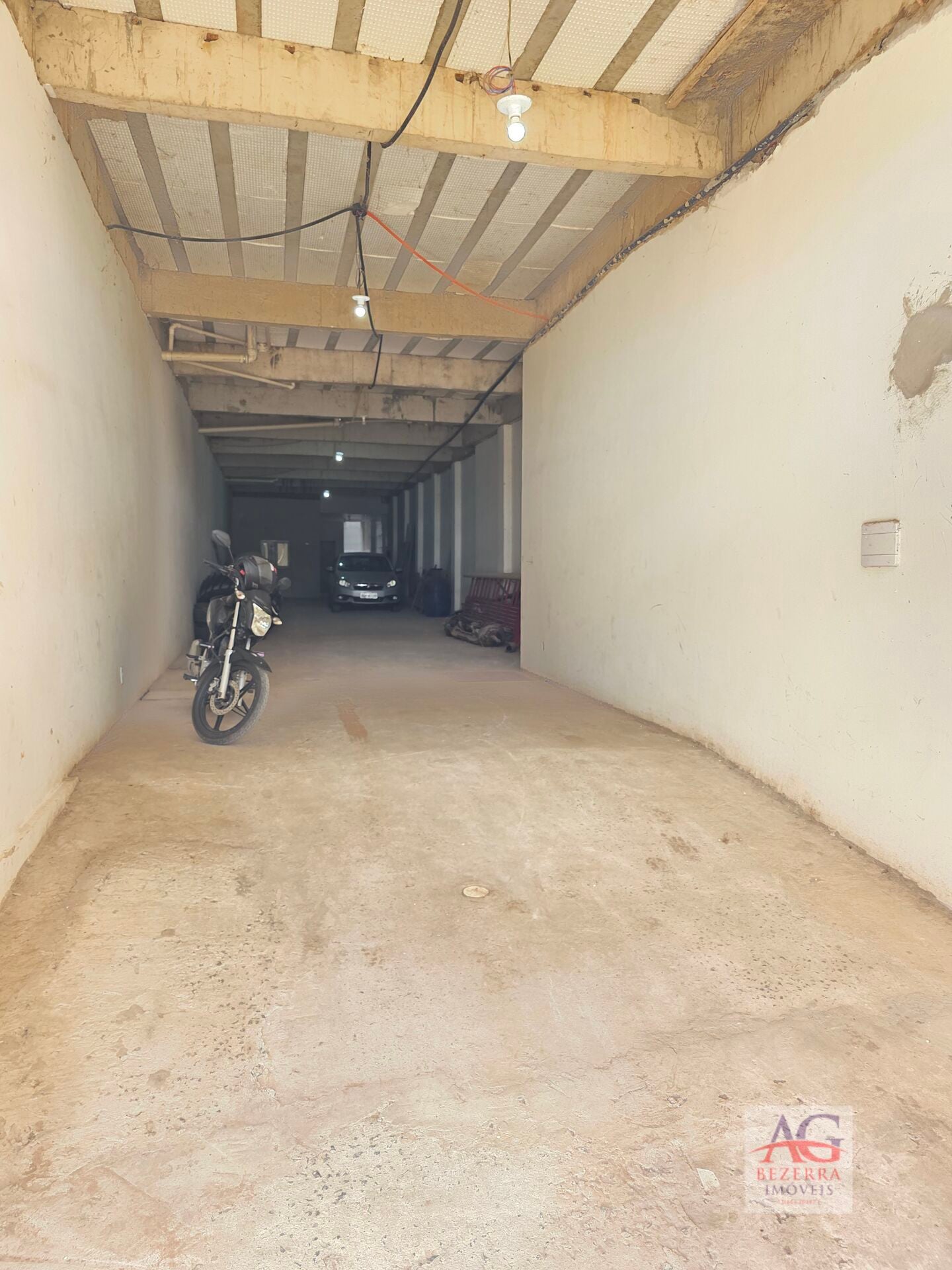 Loja-Salão, 220 m² - Foto 1
