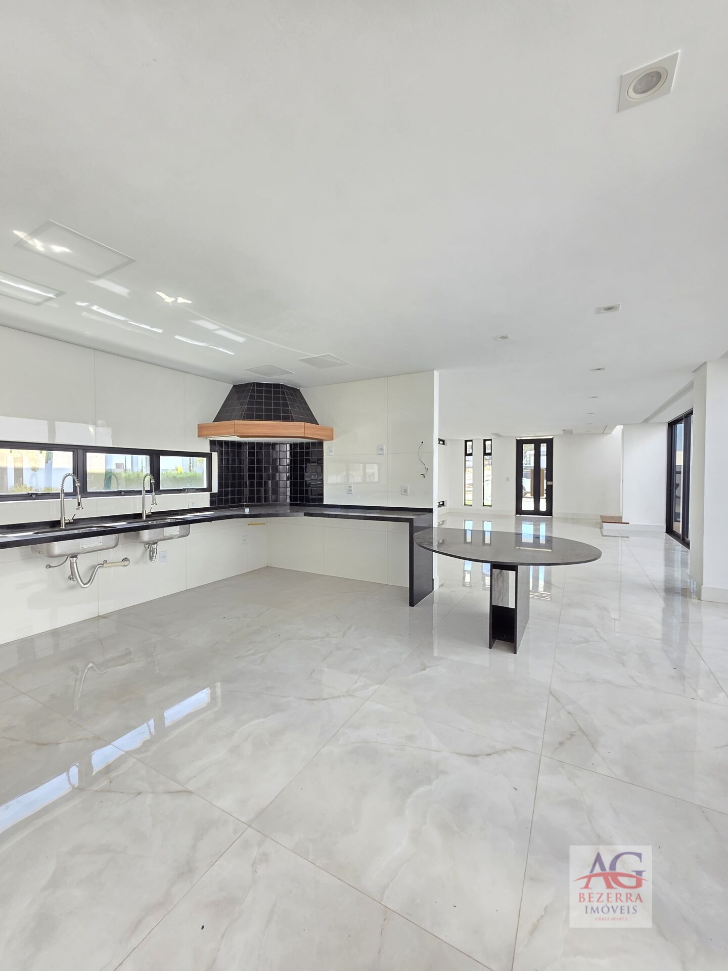 Casa, 4 quartos, 326 m² - Foto 8