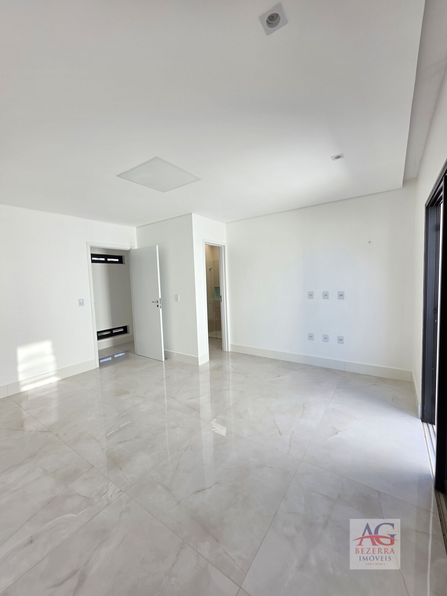 Casa, 4 quartos, 326 m² - Foto 34