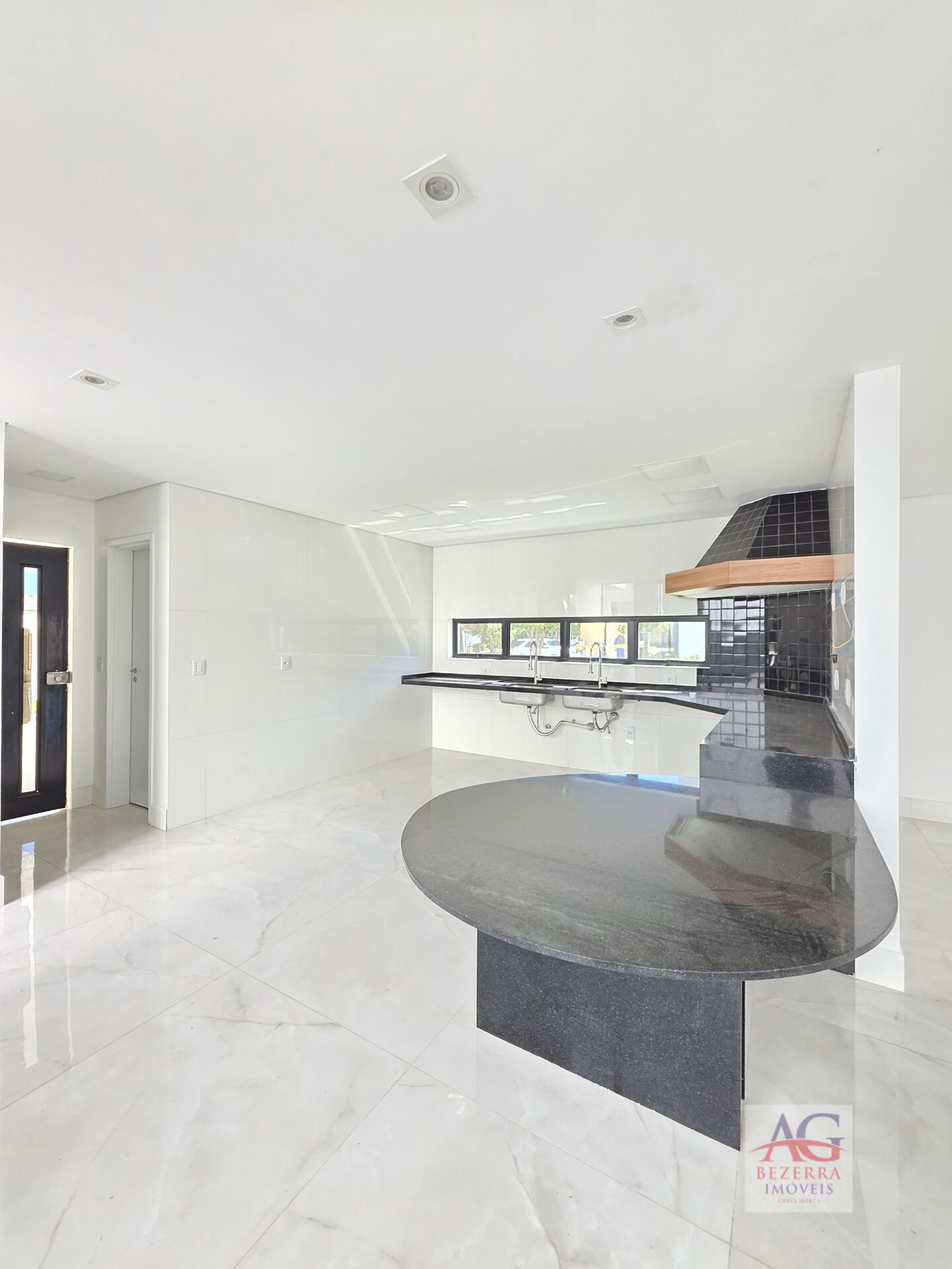 Casa, 4 quartos, 326 m² - Foto 11