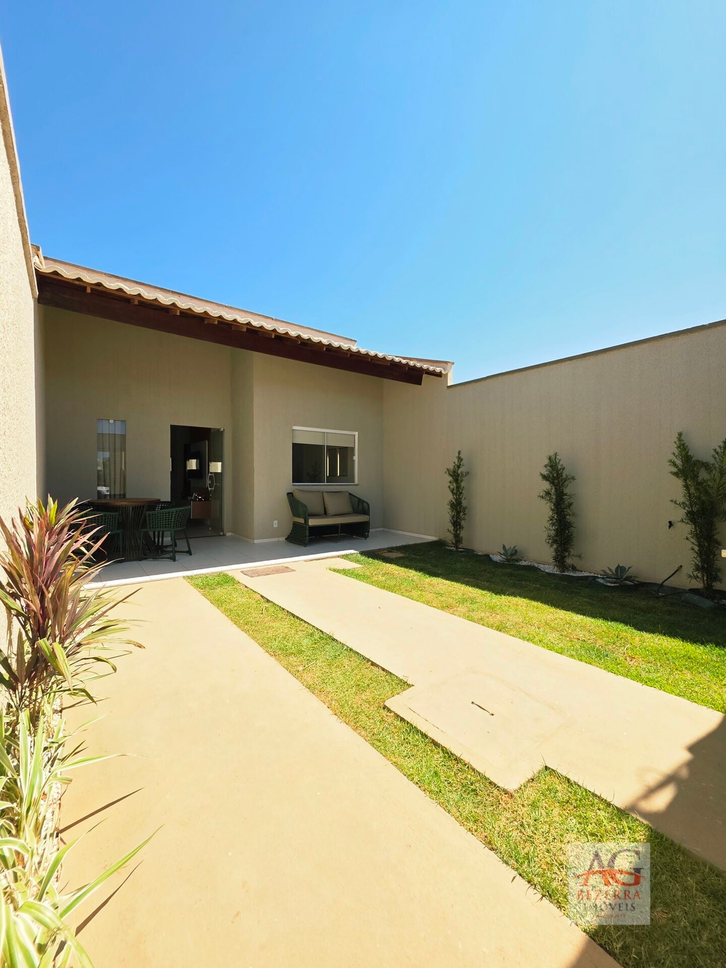 Casa, 2 quartos, 126 m² - Foto 1