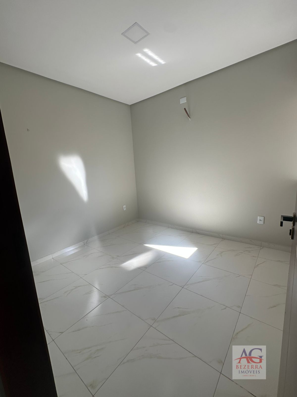 Casa, 2 quartos, 150 m² - Foto 2