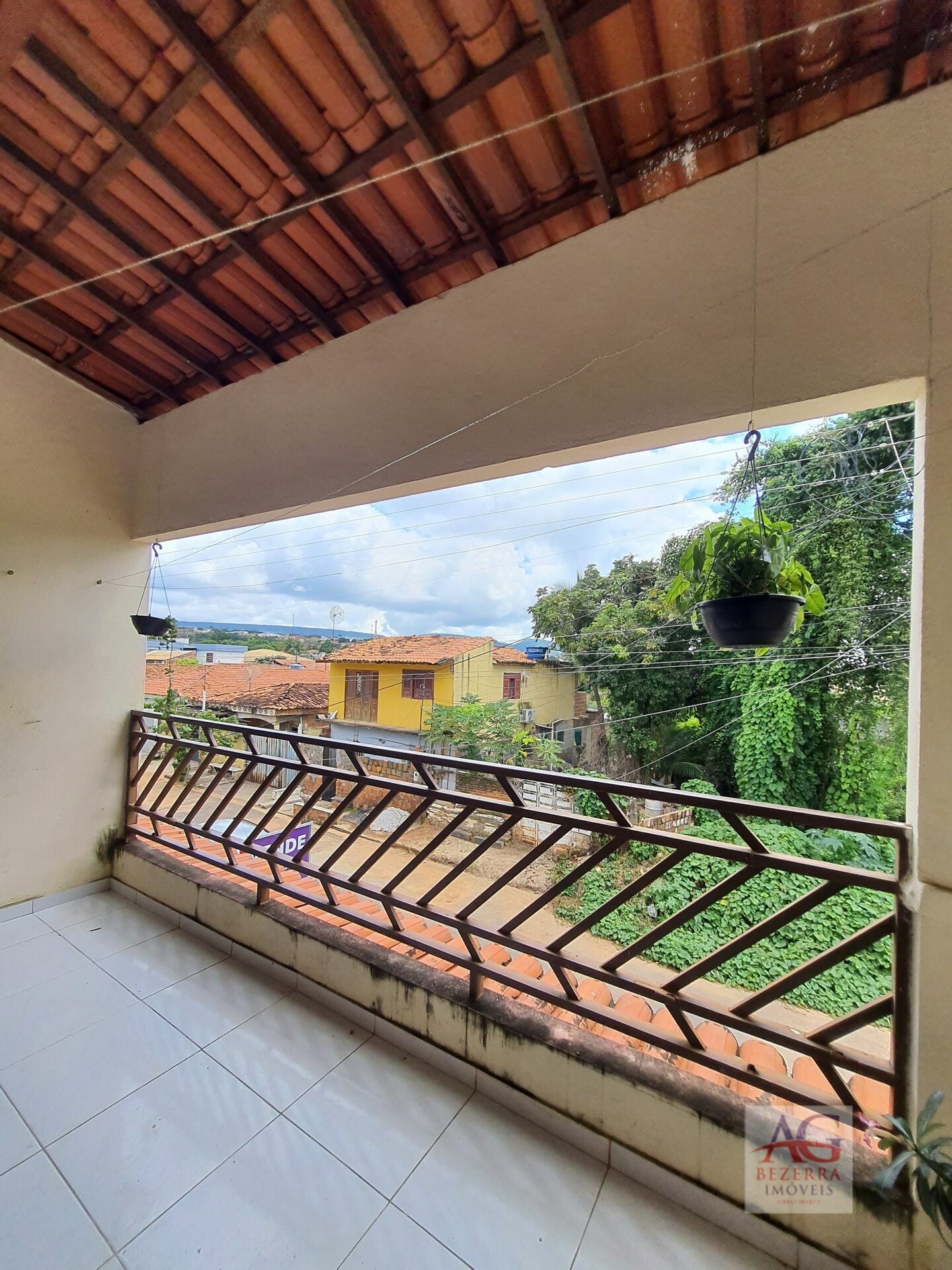 Casa, 7 quartos, 253 m² - Foto 2