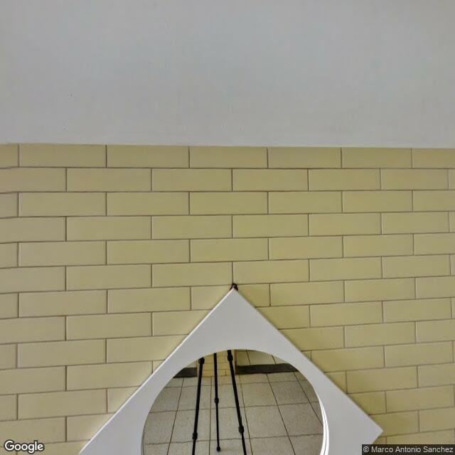 Imagem estática do "Street View" da localização