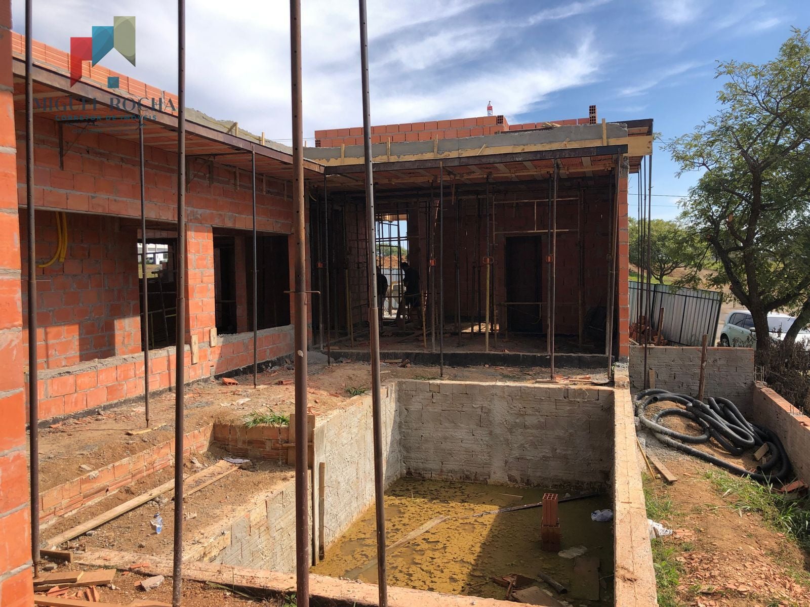 Ninho Verde 1 - Casa alto padrão em Condomínio