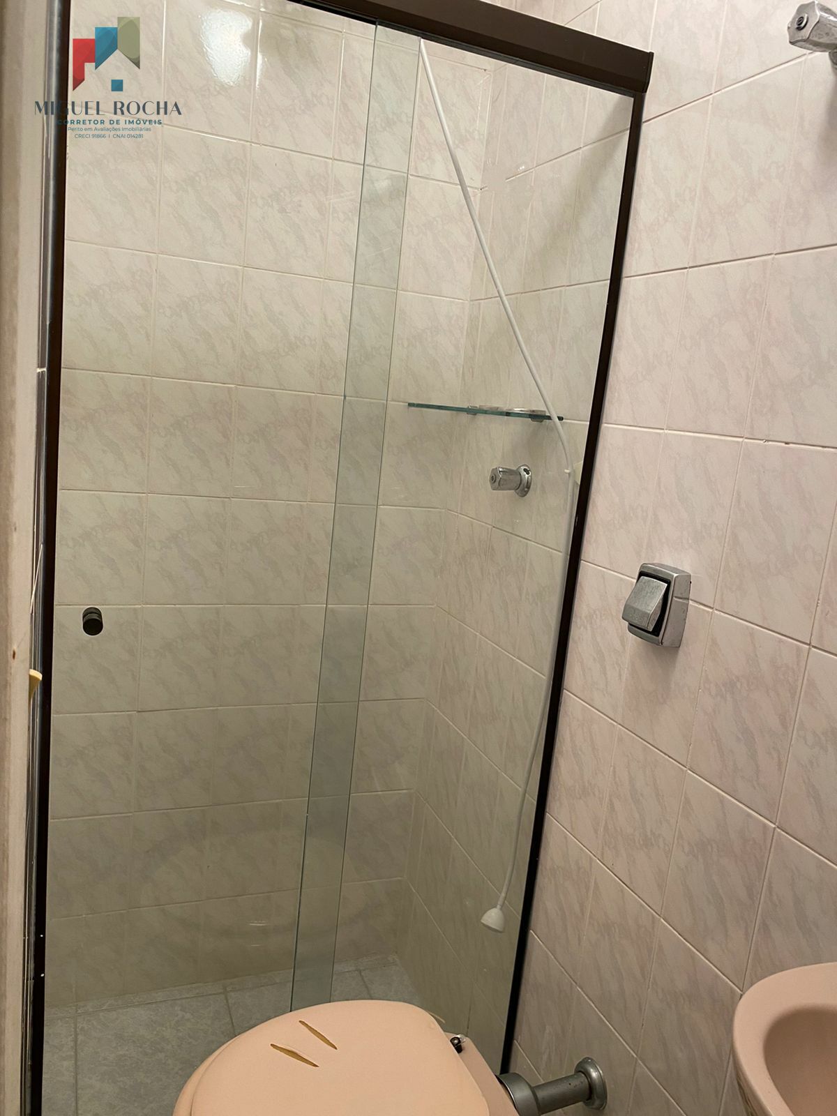 Apartamento à venda no bairro Jardim Três Marias - Guarujá/SP