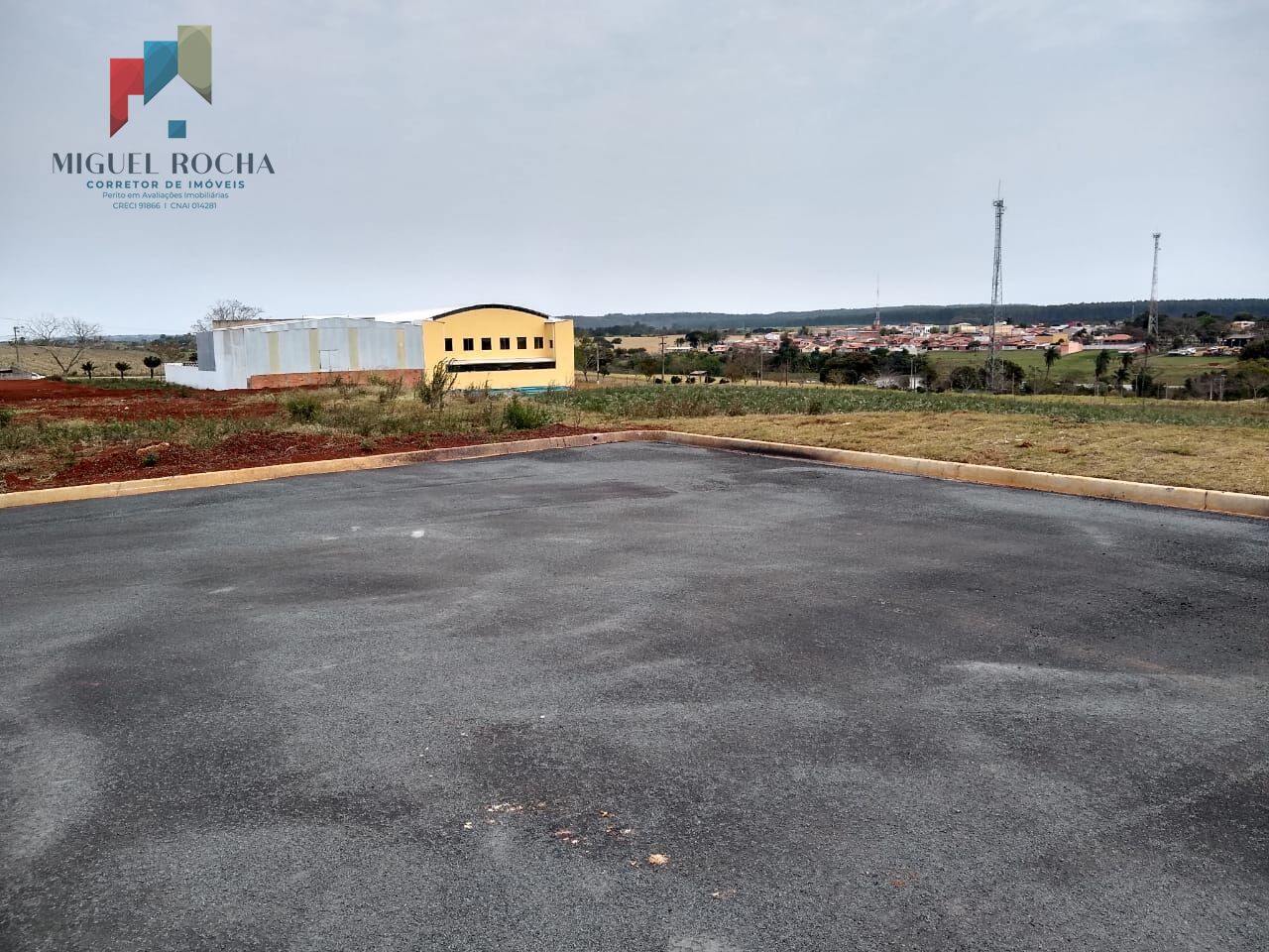 Terreno na cidade de Quadra SP