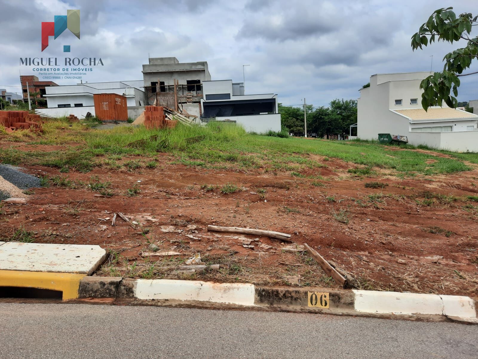Terreno à venda no bairro Vila Doutor Laurindo - Tatuí/SP