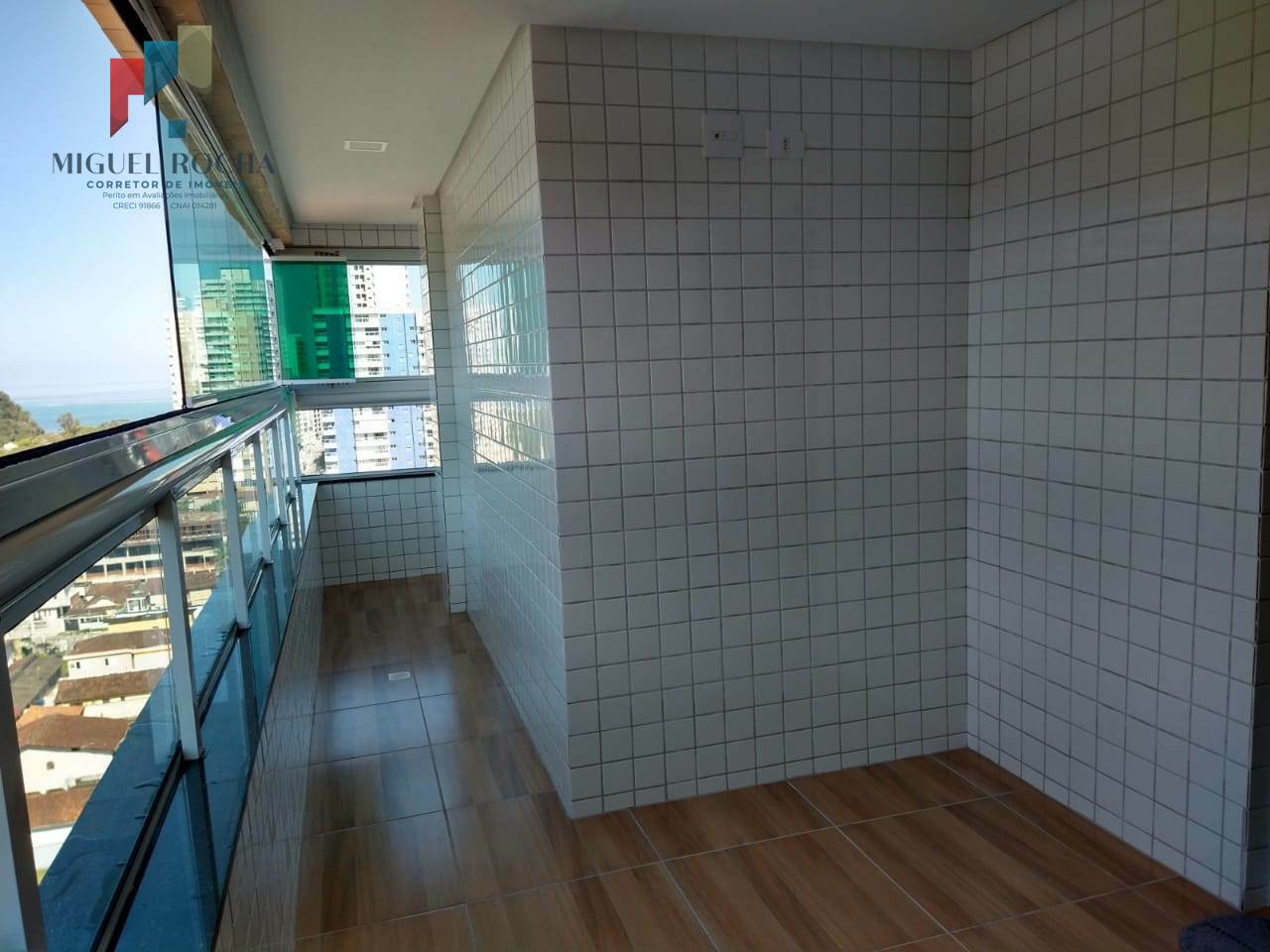 Apartamento à venda no bairro Canto do Forte - Praia Grande/SP