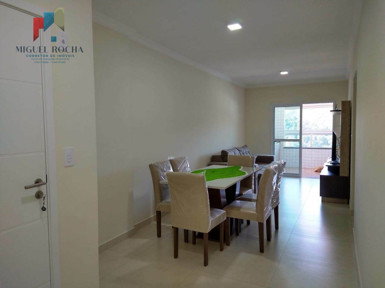 Apartamento à venda no bairro Canto do Forte - Praia Grande/SP