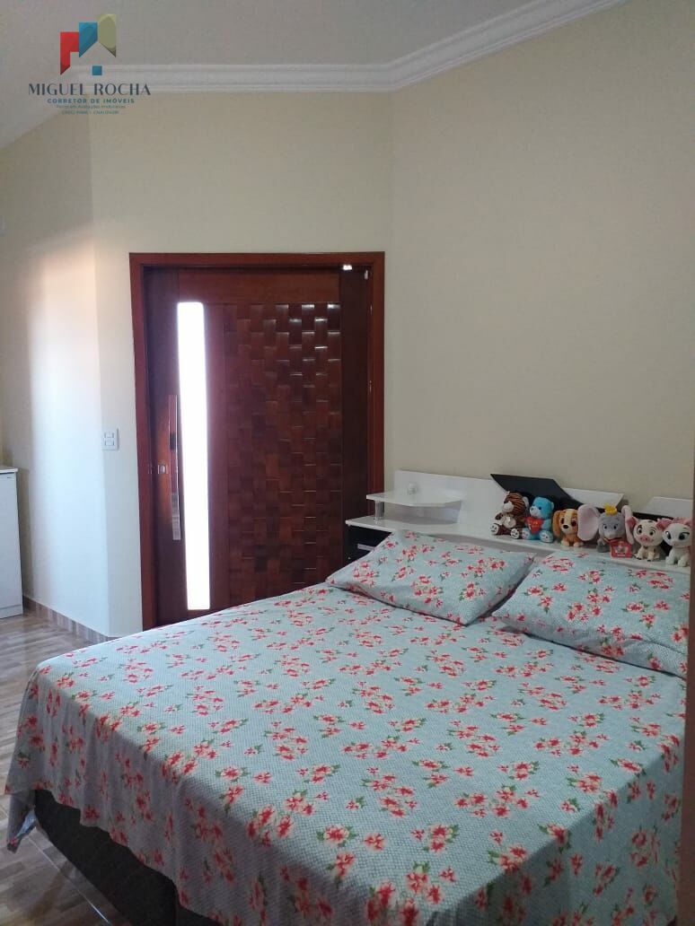 Sobrado à venda no bairro Jardim Wanderley - Tatuí/SP