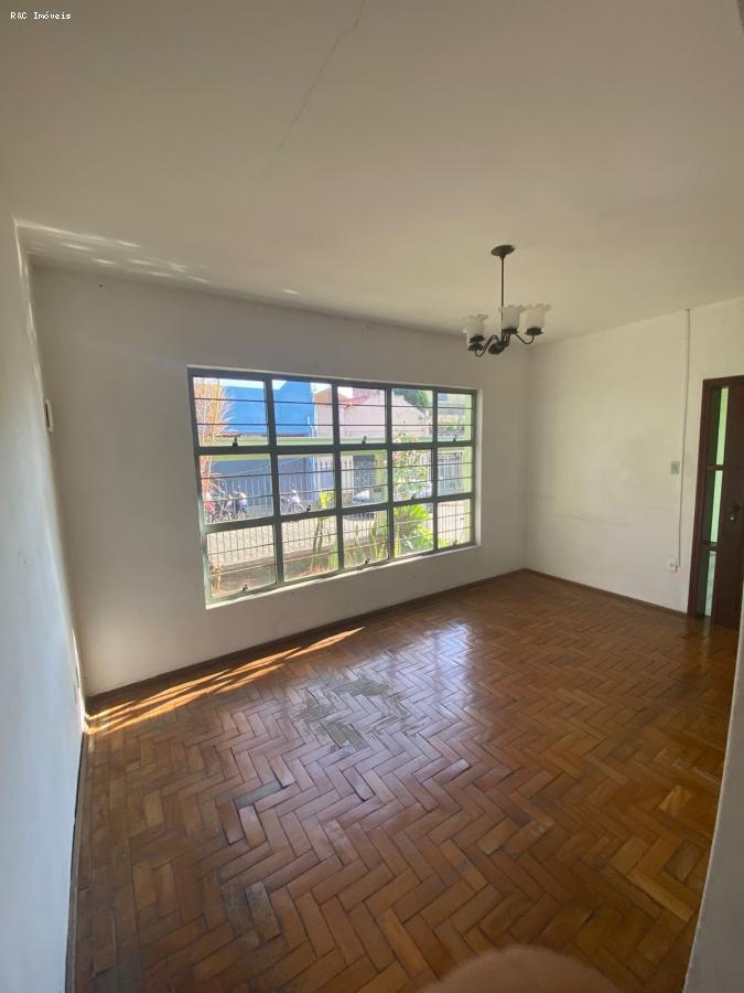Casa à venda no bairro Centro em Tatuí/SP