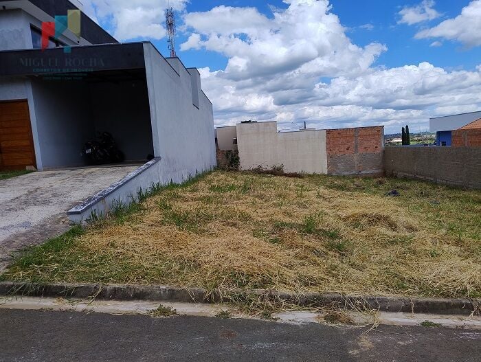 Terreno à venda no bairro Loteamento Residencial Vista Alta - Tatuí/SP