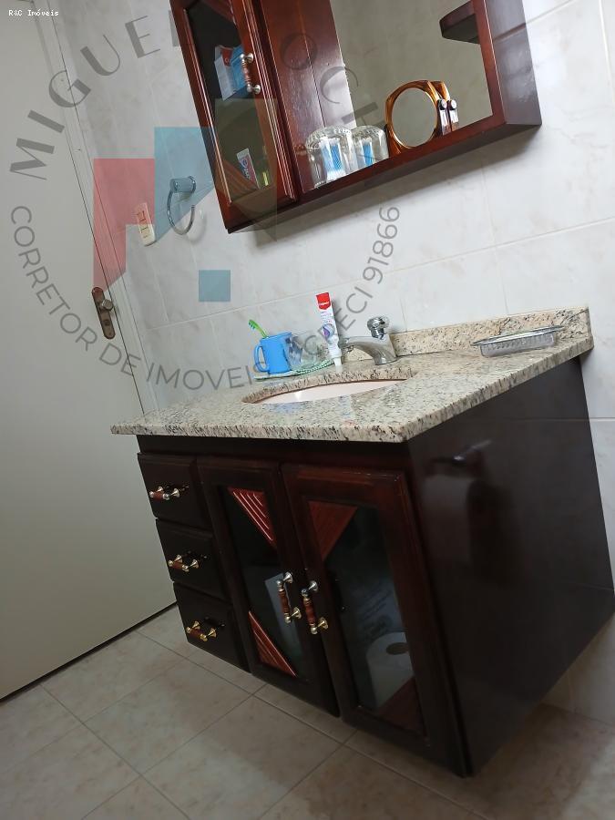 Sobrado à venda no bairro Vila Pires em Santo André/SP