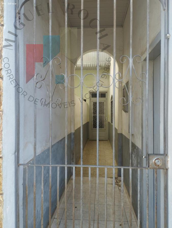 Casa à venda no bairro Centro em Tatuí/SP