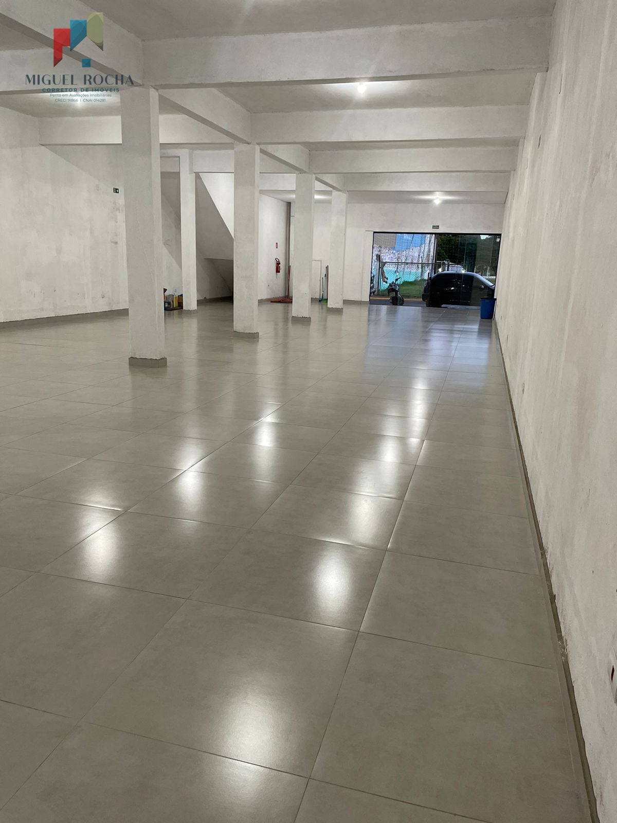 Loja Ponto Comercial em Jardim Santo Antônio, Quadra/SP