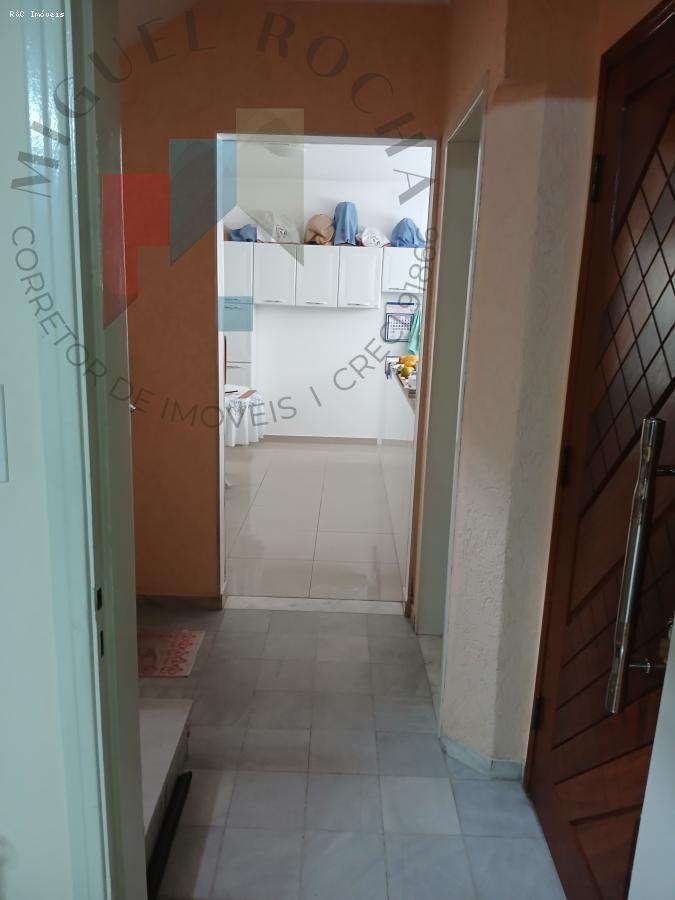 Sobrado para alugar no bairro Vila Pires em Santo André/SP