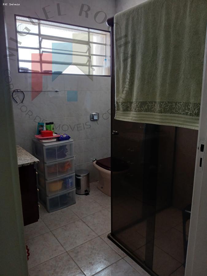 Sobrado para alugar no bairro Vila Pires em Santo André/SP