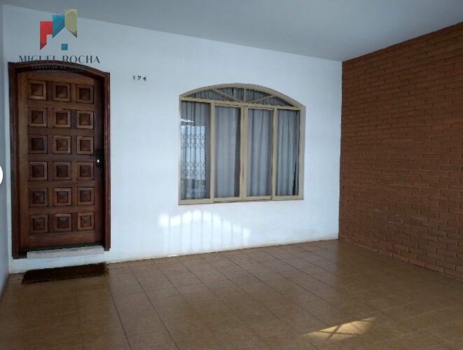 Casa à venda no bairro Centro - Tatuí/SP